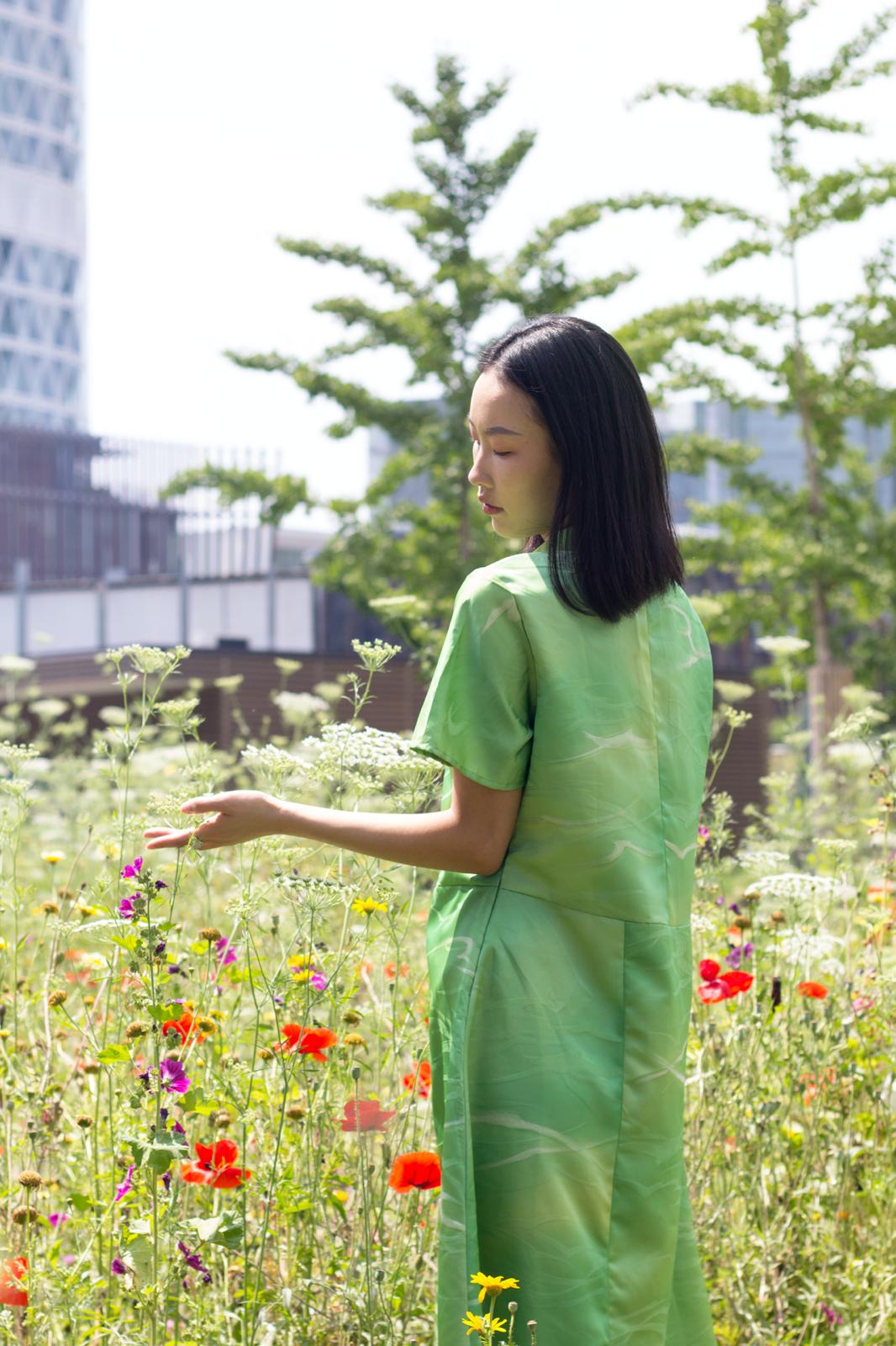 Green wave dress